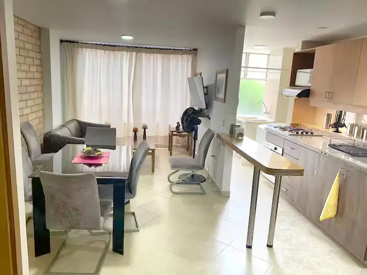 Apartamento amoblado en Laureles Medellín, 401 Acacias cerca de Viva Laureles